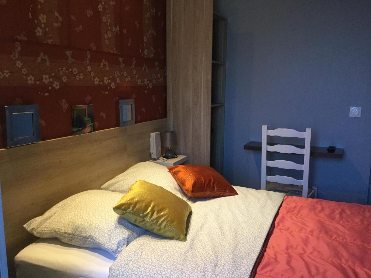 Hotel Le Kamelia Salles  Zewnętrze zdjęcie
