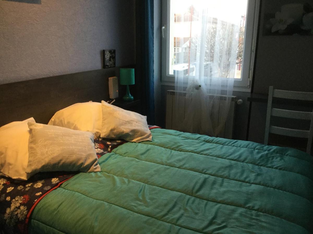 Hotel Le Kamelia Salles  Zewnętrze zdjęcie