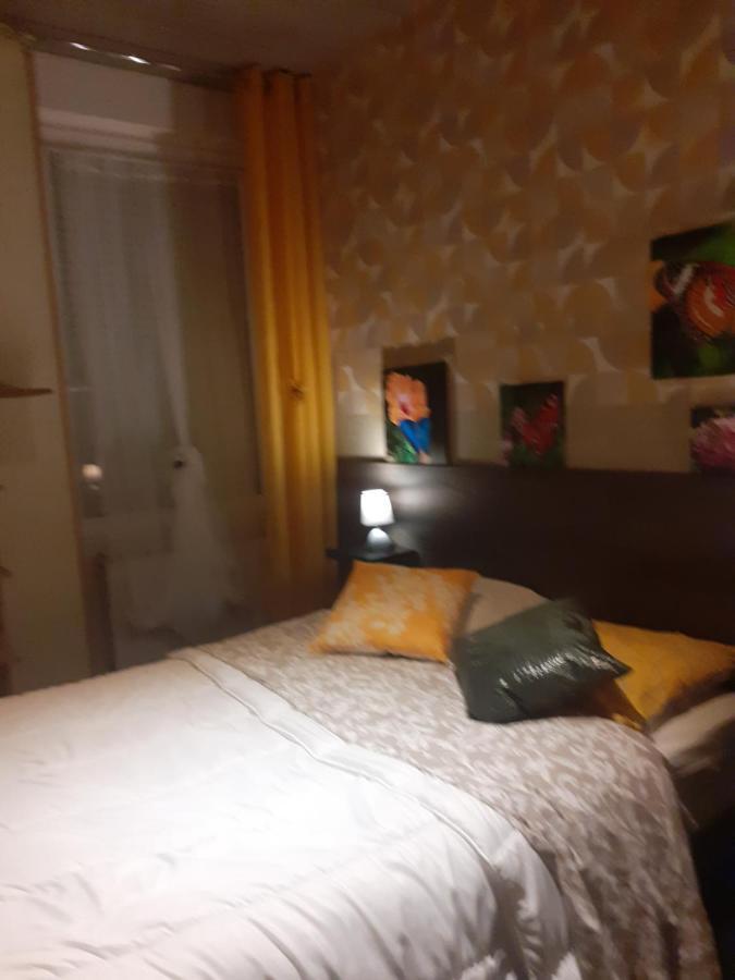 Hotel Le Kamelia Salles  Zewnętrze zdjęcie