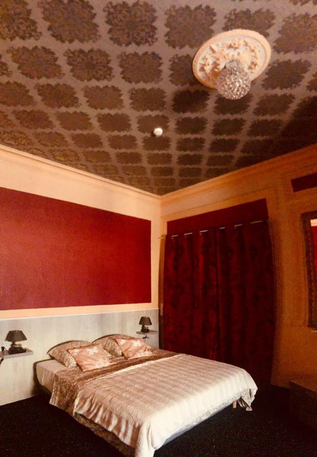 Hotel Le Kamelia Salles  Zewnętrze zdjęcie